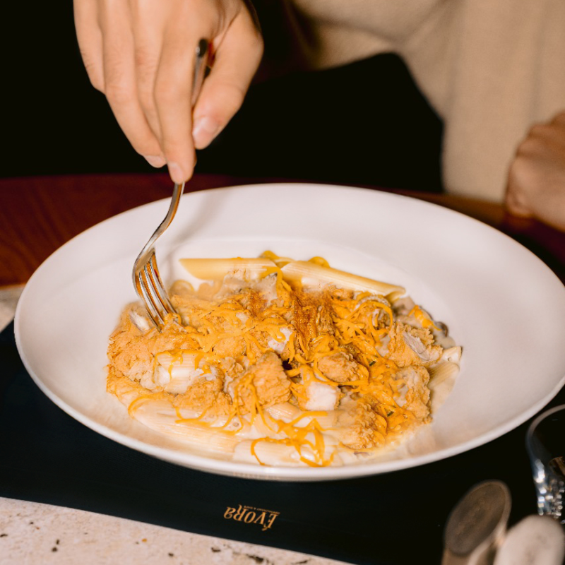 CRUNCHY CHICKEN PASTA