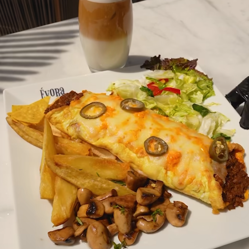 MEXICAN OMELETTE
