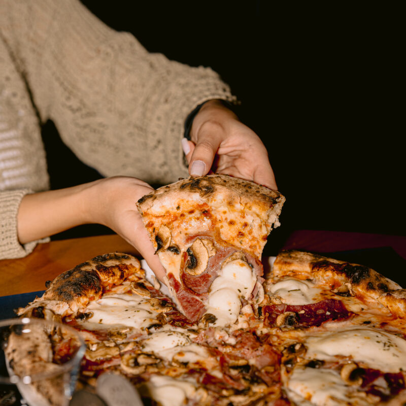 CAPRICCIOSA PIZZA